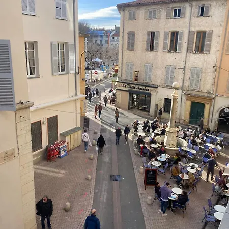 Old 1 Bedroom 2 Persons *