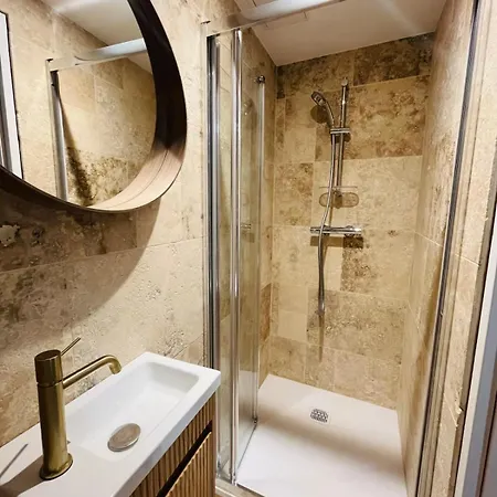 アパート Old 1 Bedroom 2 Persons アンティーブ