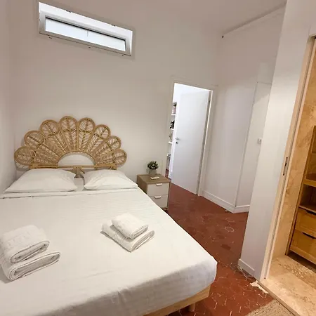 Old 1 Bedroom 4 Persons * Antibes